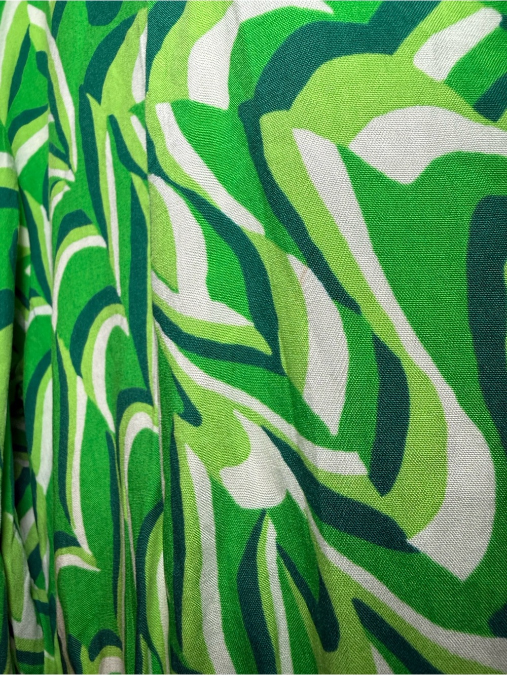 Zara Shades Of Green Print Deep V Mini Dress LARGE Fit To Flare Summer Fun - Picture 4 of 10